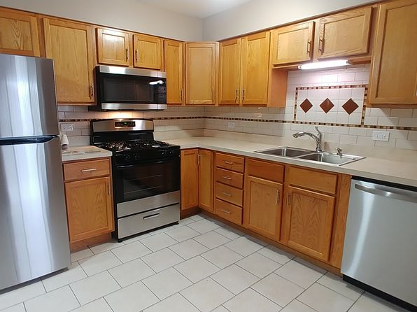 7100 Laverne Ln APT 7