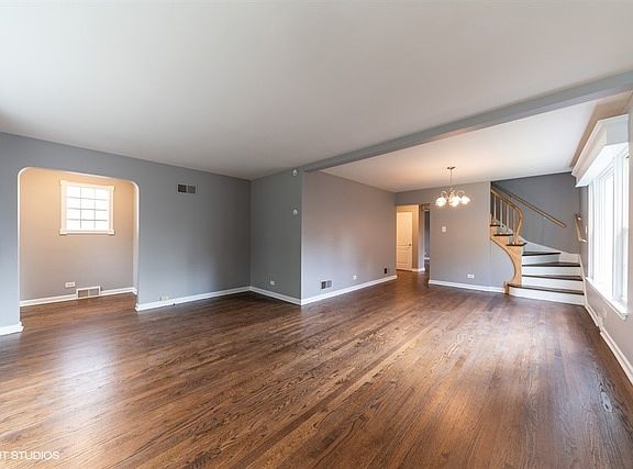 2nd image of 1547 Hull Ave