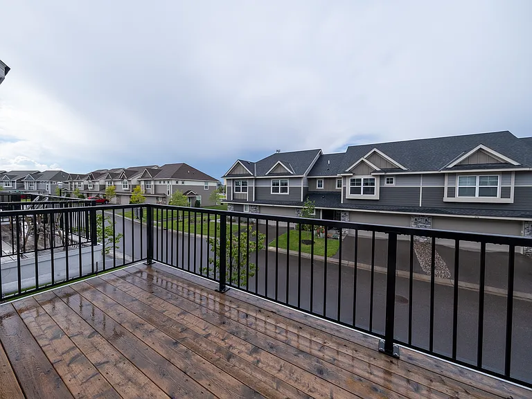 575 Locke Pointe Dr NE — Photo 4