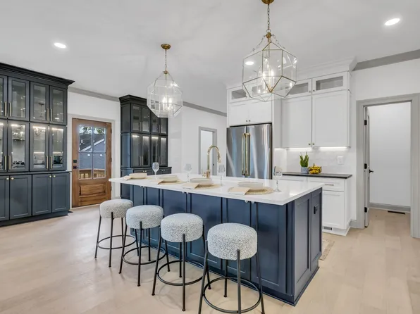 1411 Corder Dr, Nashville, TN 37206