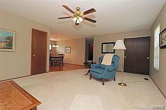 5th image of 222 Hillside Dr