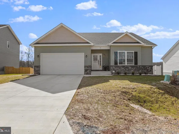 54 Larimar Ln, Inwood, WV 25428