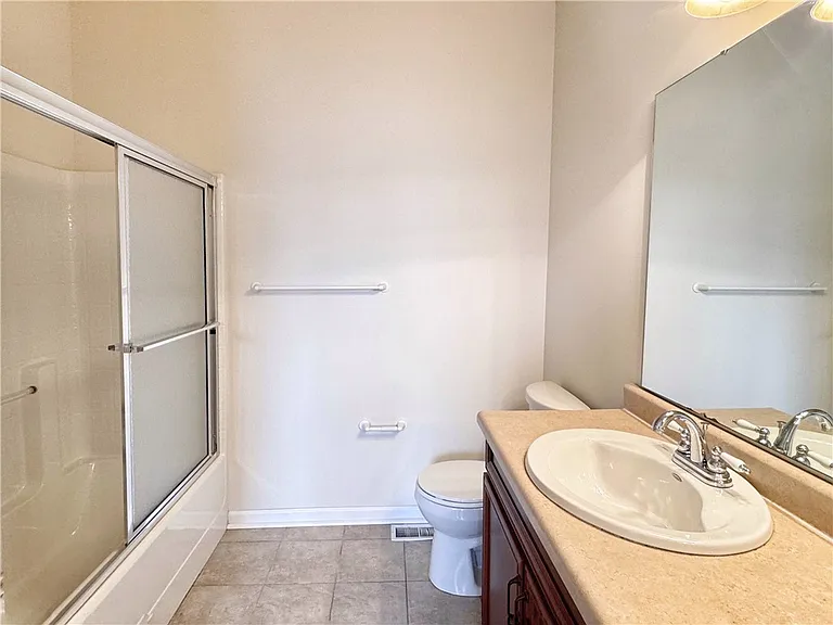 203 Sonie Dr — Photo 16
