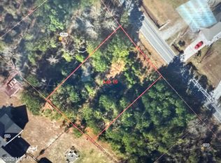 16 Watts Landing Rd, Hampstead, NC 28443