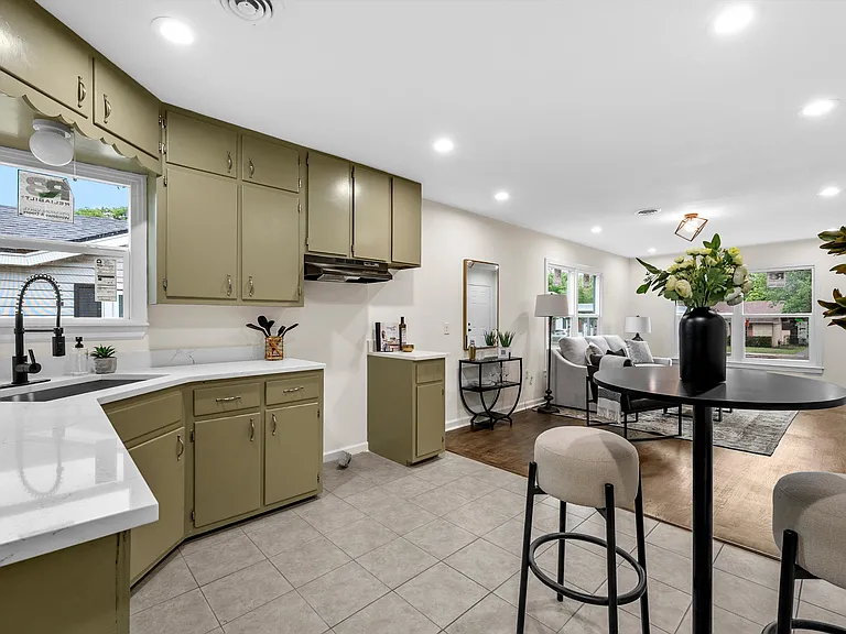 3621 Gorman Ave — Photo 10