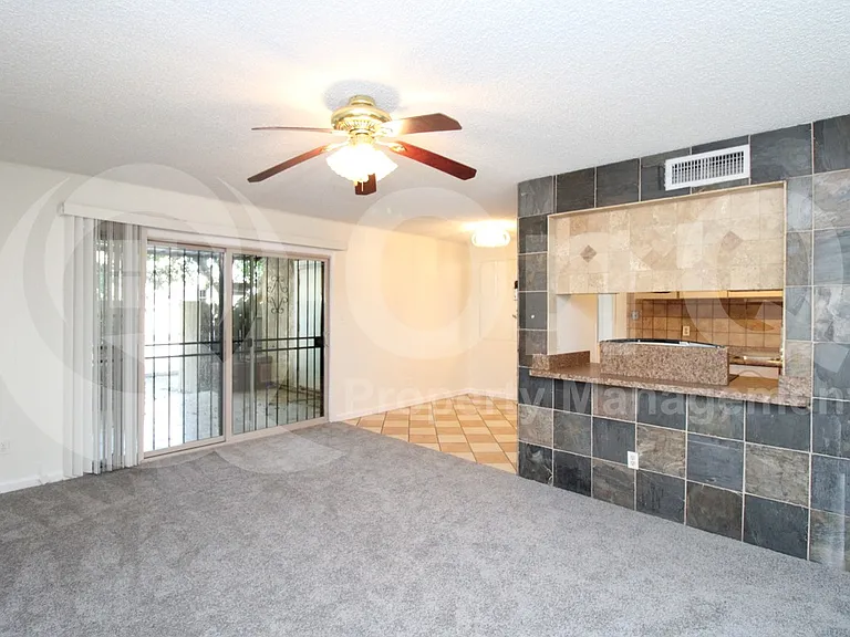 3409 W Echo Ln — Photo 7