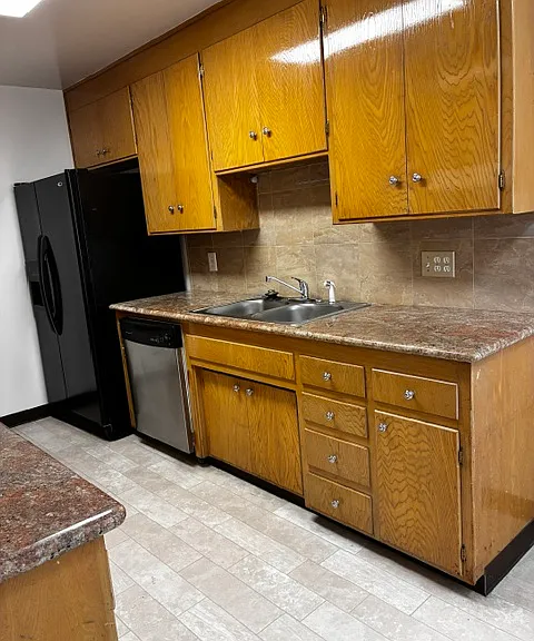 1820 Whitwood Ln #1 — Photo 1