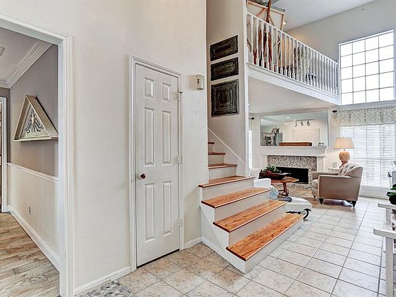 2nd image of 2609 S Mission Cir