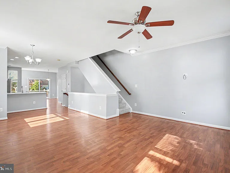 3041 Chinkapin Oak Ln — Photo 10