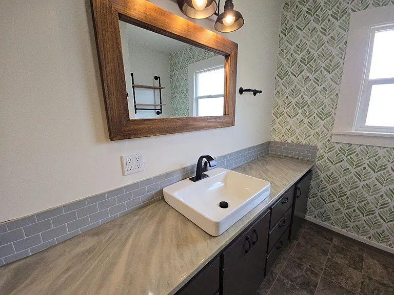 526 B St — Photo 36