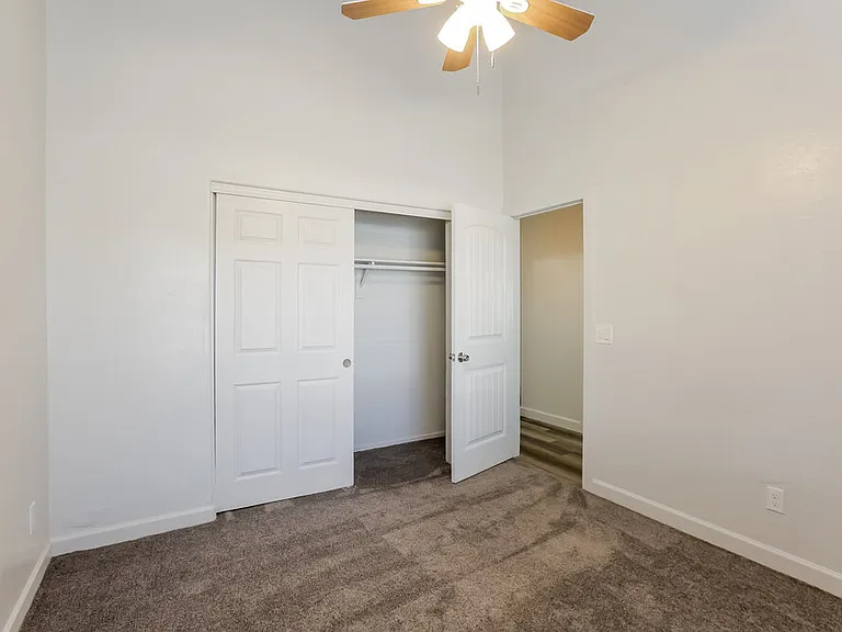 6417 W Magnolia St — Photo 14