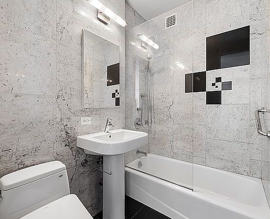 5th image of 305 E 40th St APT 14F