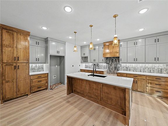 2nd image of 1 Shildon Cir