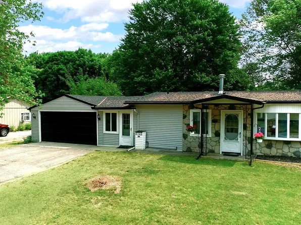 3705 Coleport St, Orion, MI 48359