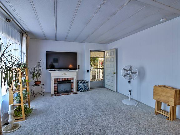 4th image of 110 Timber Cove Dr