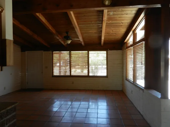 1227 W Schafer Dr, Tucson, AZ 85705