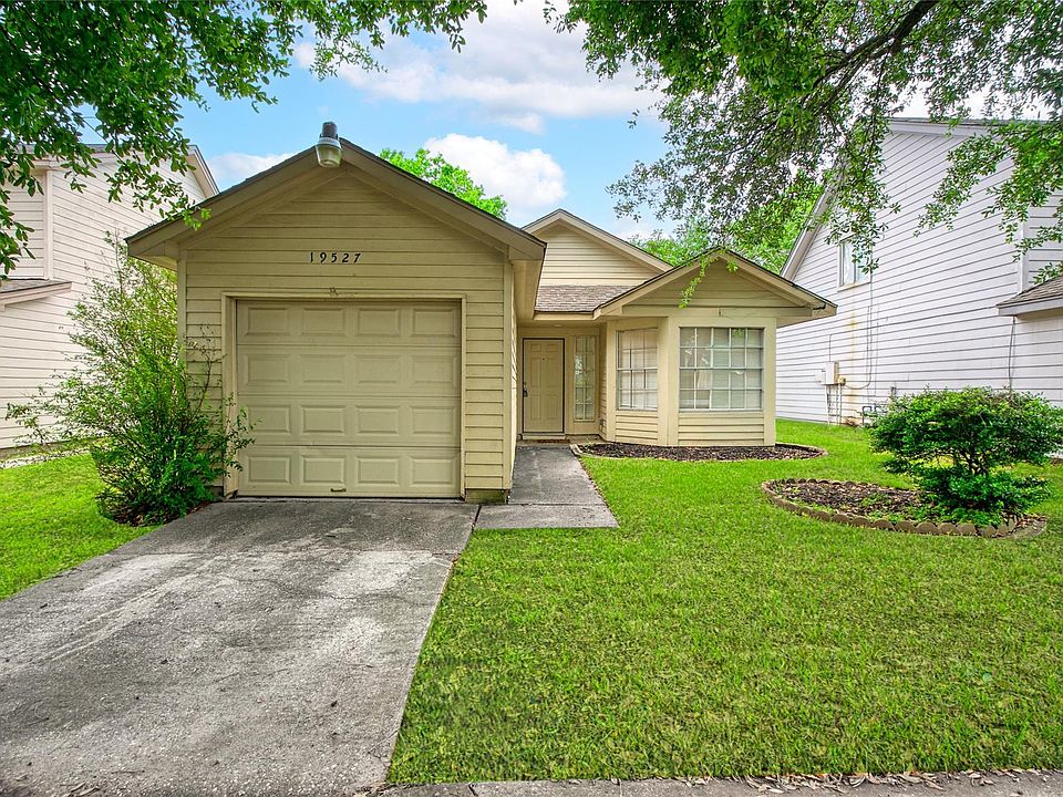 1st image of 19527 Shady Bank Drive