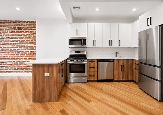Kitchen, photo 1