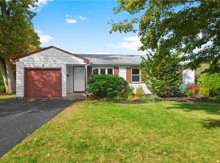 106 Grandview Ave, Woonsocket, RI 02895