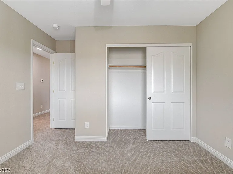 1129 Autumn Bay Ct — Photo 38