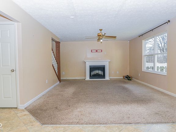 5th image of 450 Angelina Way