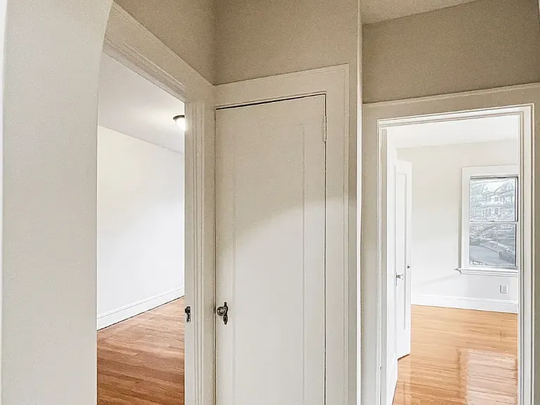 131 Silver Lake Rd #303 — Photo 8
