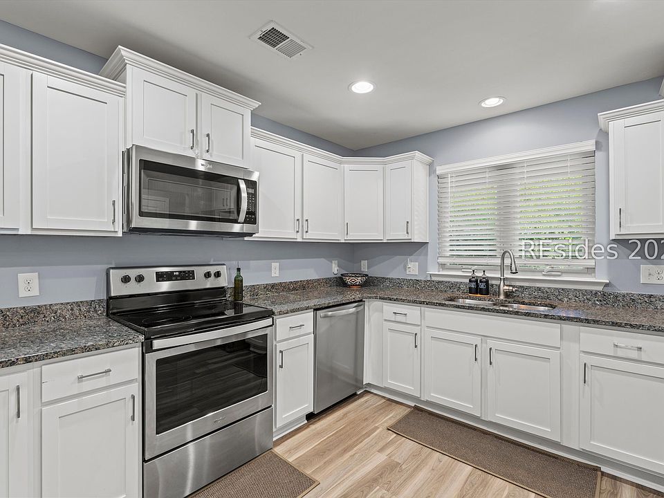1st image of 207 Ceasar Place