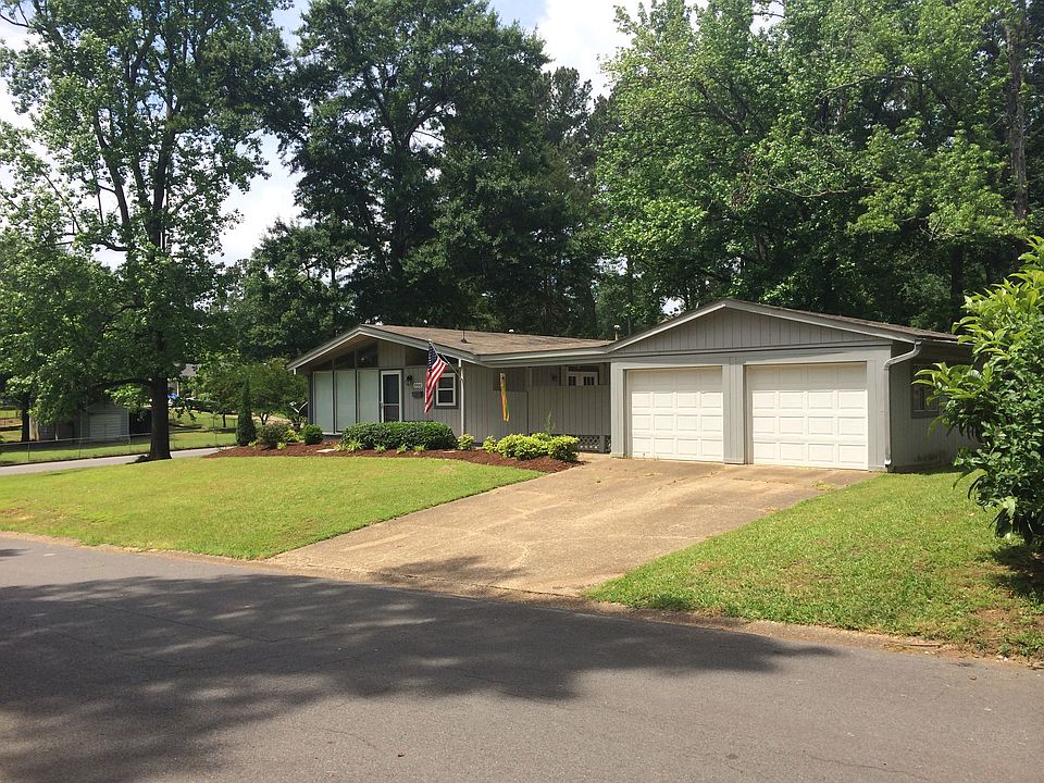 Two Car Garage