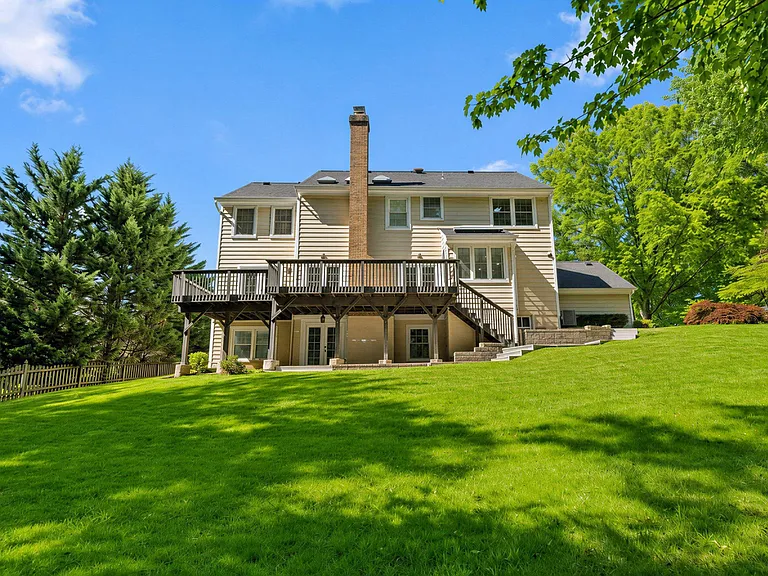 6609 Heidi Ct — Photo 70