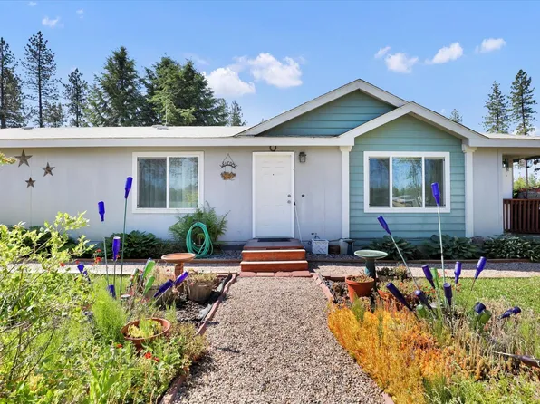 127 W Montgomery Rd, Deer Park, WA 99006