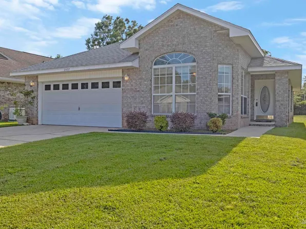 2437 Portobella Pl, Cantonment, FL 32533