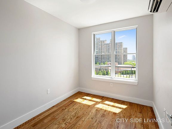 5th image of 996 Carroll St #4V