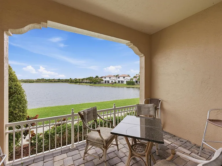 3065 Tortola Way — Photo 4