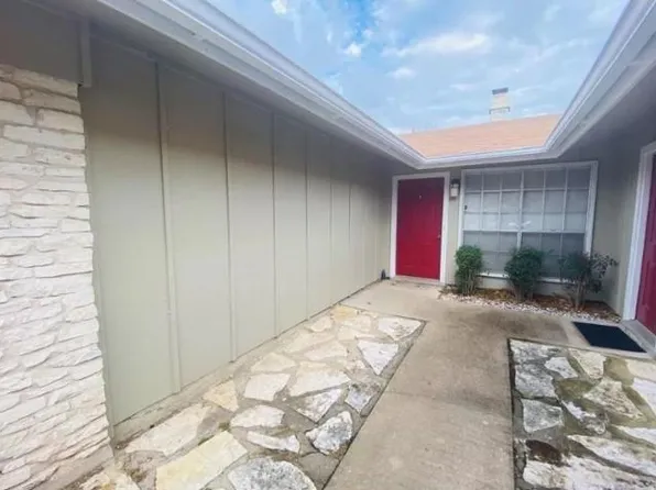 12317 Willow Wild Dr #B, Austin, TX 78758
