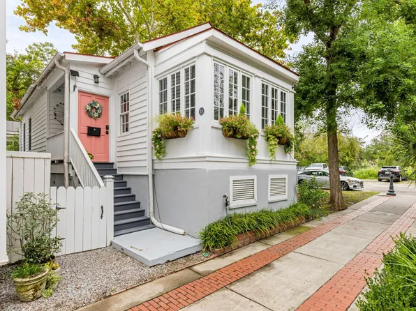 13 Porters Ct, Charleston, SC 29403