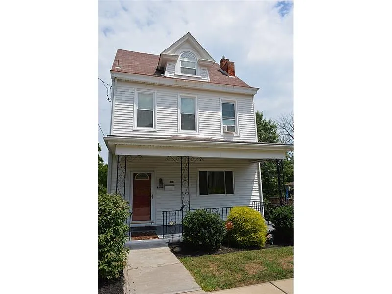 102 Martsolf Ave photo 1