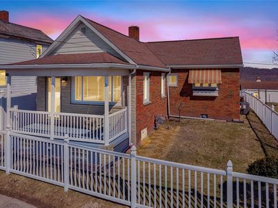 212 Oakland Ave, Charleroi, PA, 15022