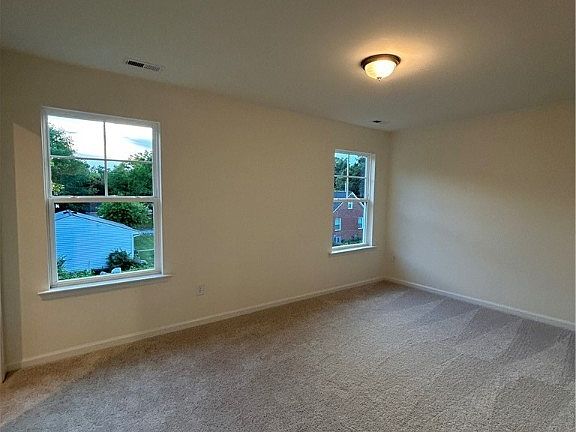 4th image of 8311 Scott Pl