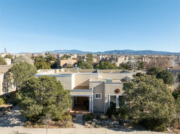 4391 Waking Sky, Santa Fe, NM 87507