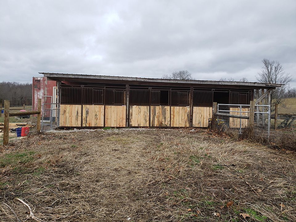 2nd image of 2-2405 Kendrick Ridge Rd