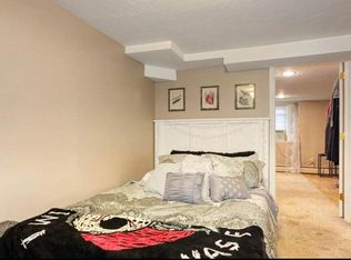 42 S Main St #B, Uxbridge, MA 01569