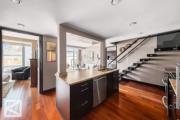 1st image of 350 W 53rd St Penthouse D