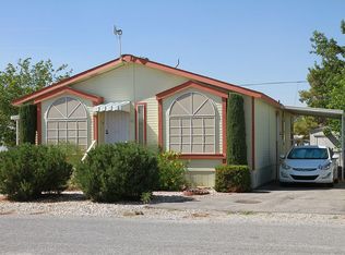 60 Queenstar St, Pahrump, NV 89048
