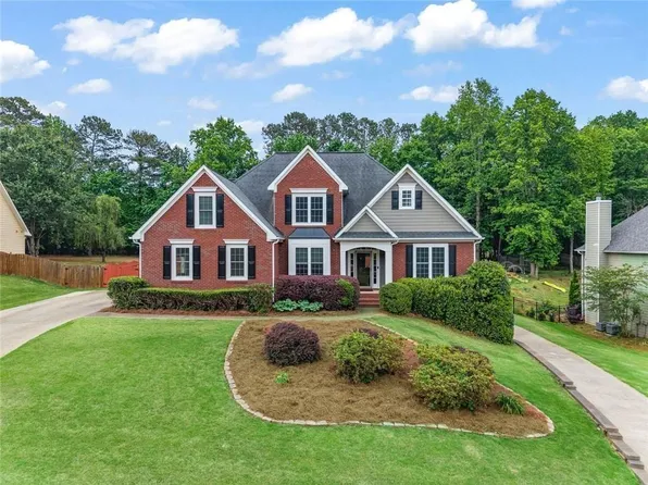 2123 Oak Falls Ln, Buford, GA 30519