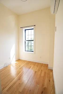 Rented by Lodger Corp | media 21