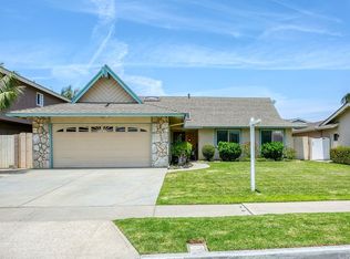 6041 Kendrick Cir, Huntington Beach, CA 92647