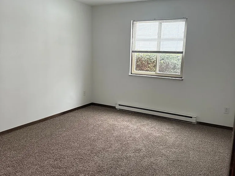 807 Three Meadows Dr — Photo 10
