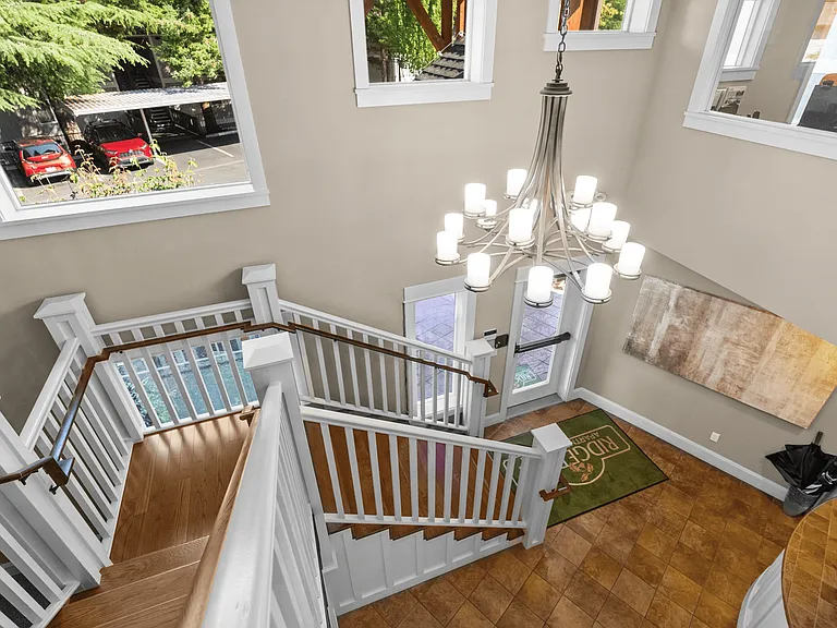 Step into style at Ridge Apartments.