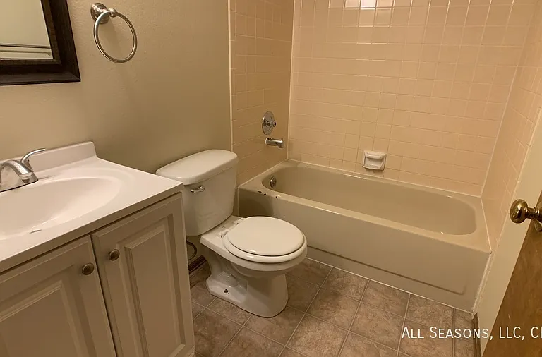 850 Quail Lake Cir — Photo 10