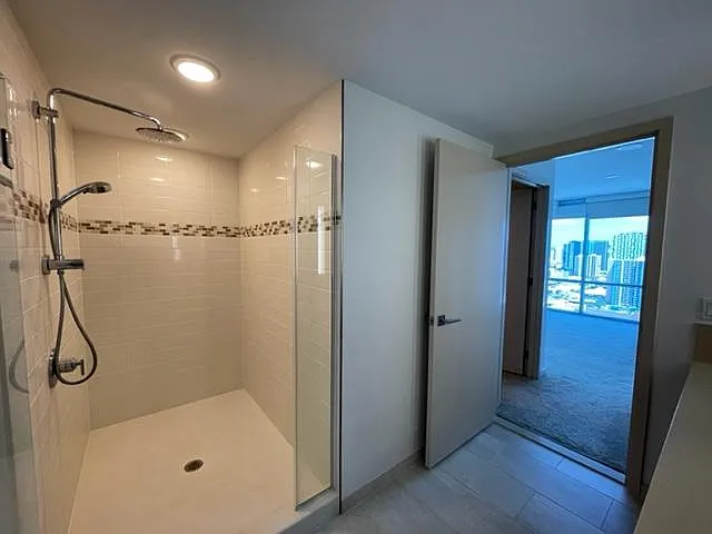 555 South St #3303 — Photo 5